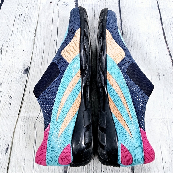 VANELI SPORT | Attie suede slipon colour block sneakers - Picture 4 of 10